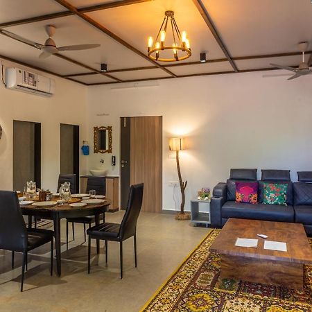 Saffronstays Apricus Farm, Карджат Екстер'єр фото
